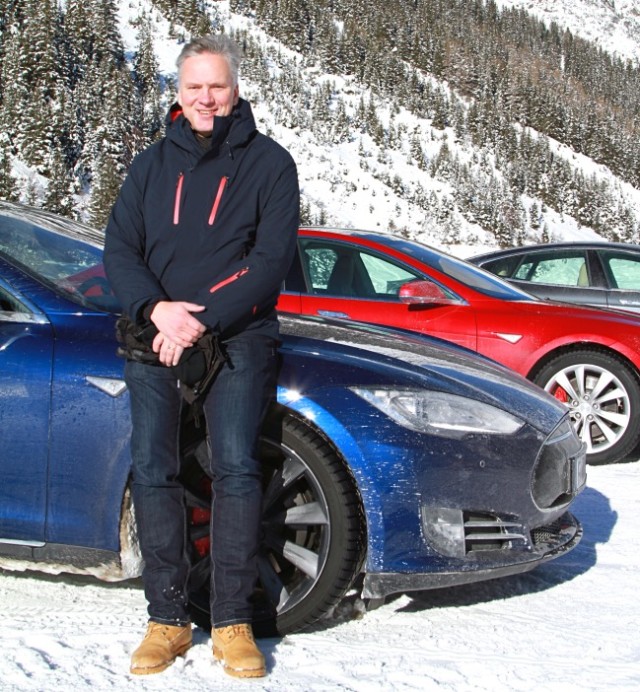 Test im Schnee mit Teslas Model S